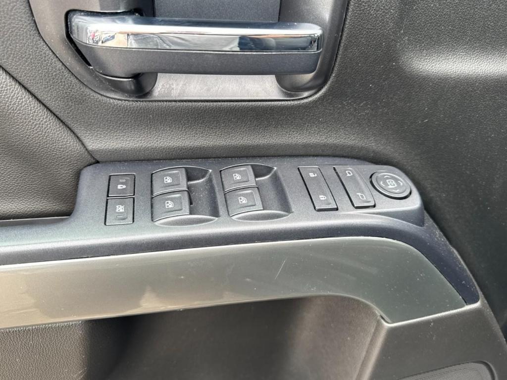 used 2018 Chevrolet Silverado 1500 car, priced at $25,586