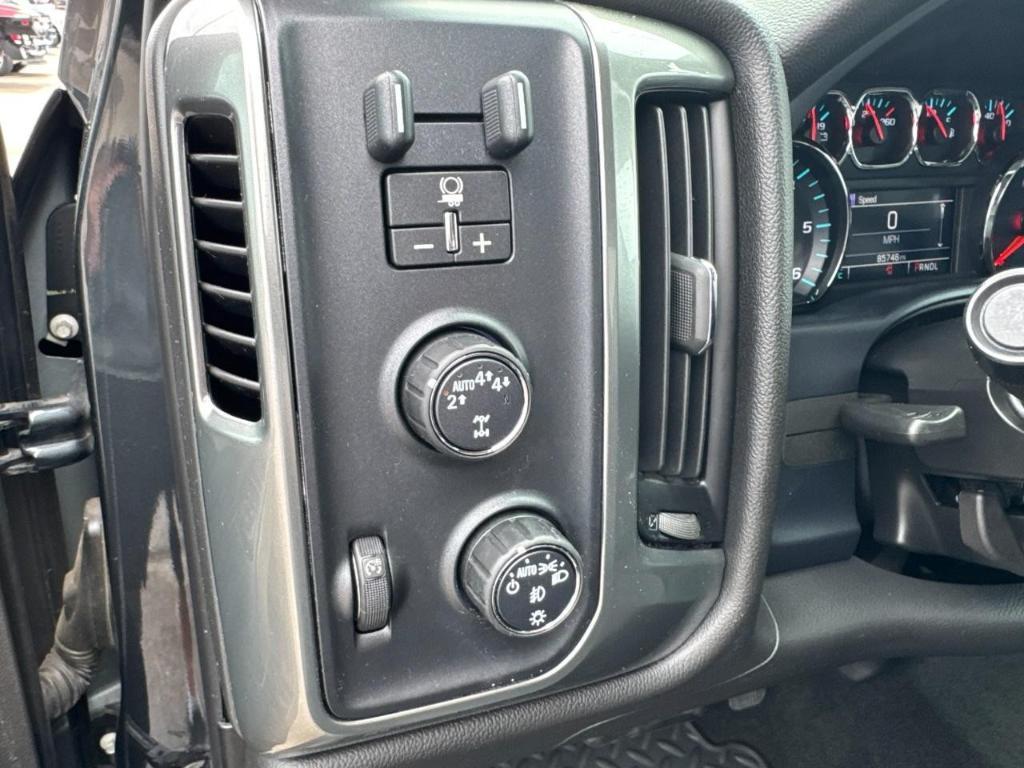 used 2018 Chevrolet Silverado 1500 car, priced at $25,586