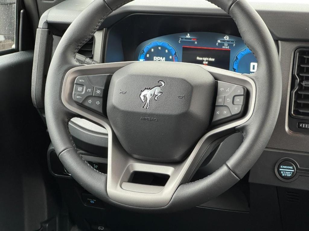 new 2025 Ford Bronco car, priced at $46,260