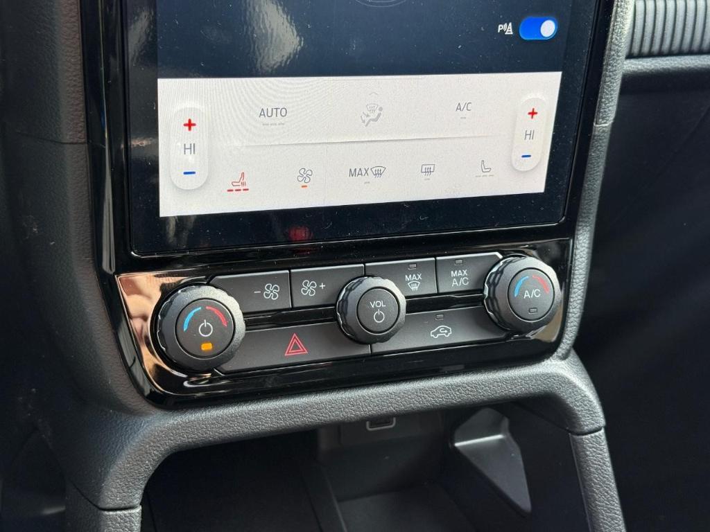 new 2025 Ford Ranger car, priced at $40,739