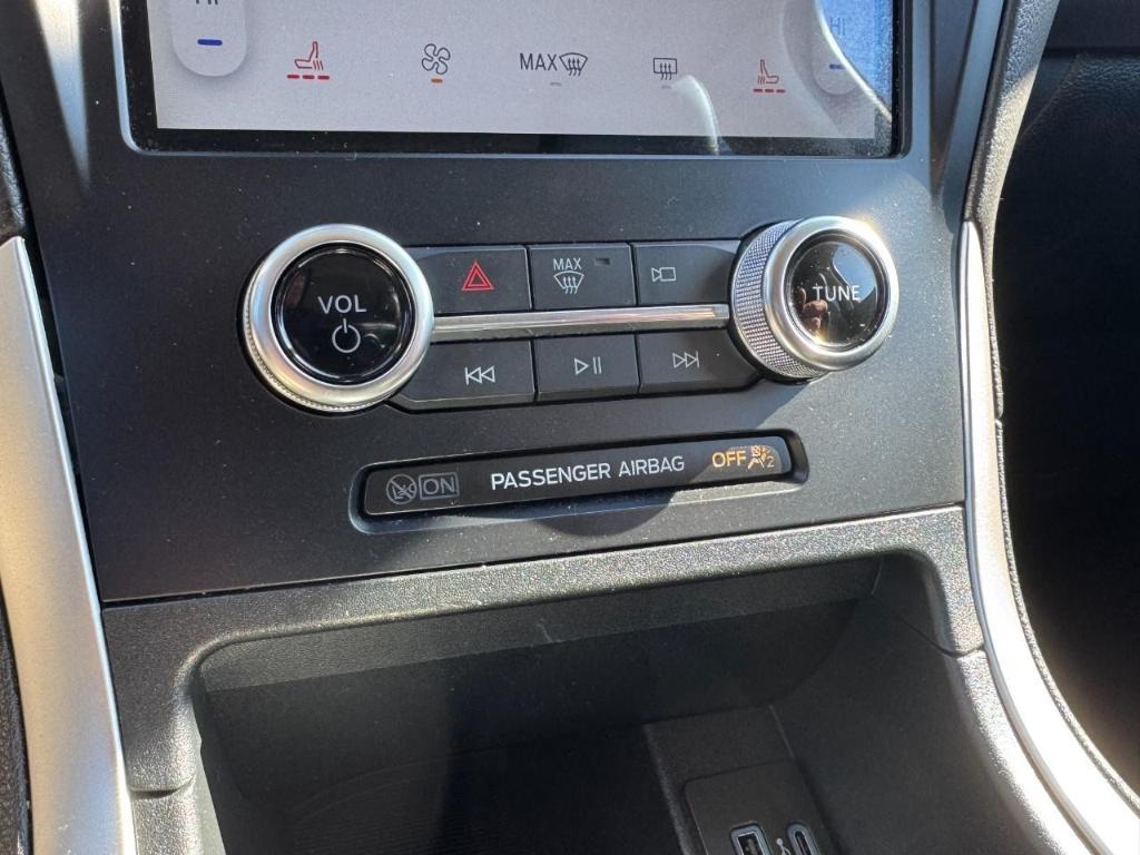 used 2024 Ford Edge car, priced at $22,990