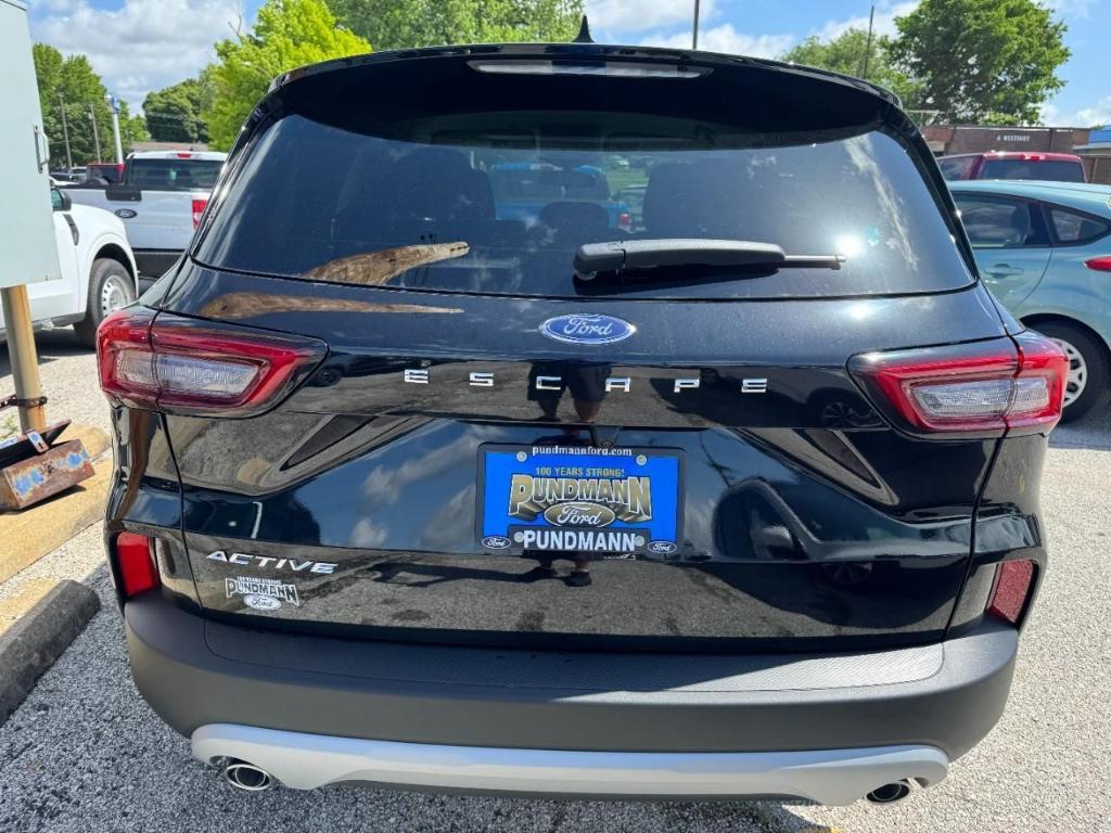 new 2025 Ford Escape car, priced at $24,192