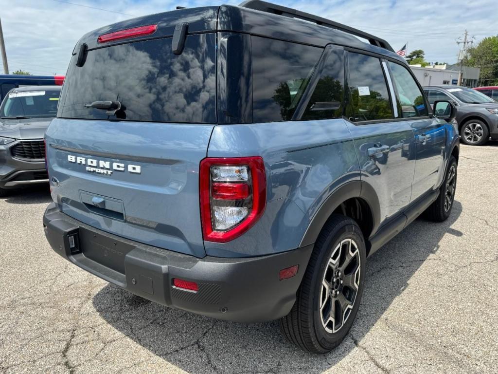 new 2025 Ford Bronco Sport car, priced at $33,067