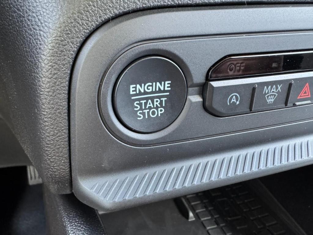 new 2025 Ford Bronco Sport car, priced at $33,067