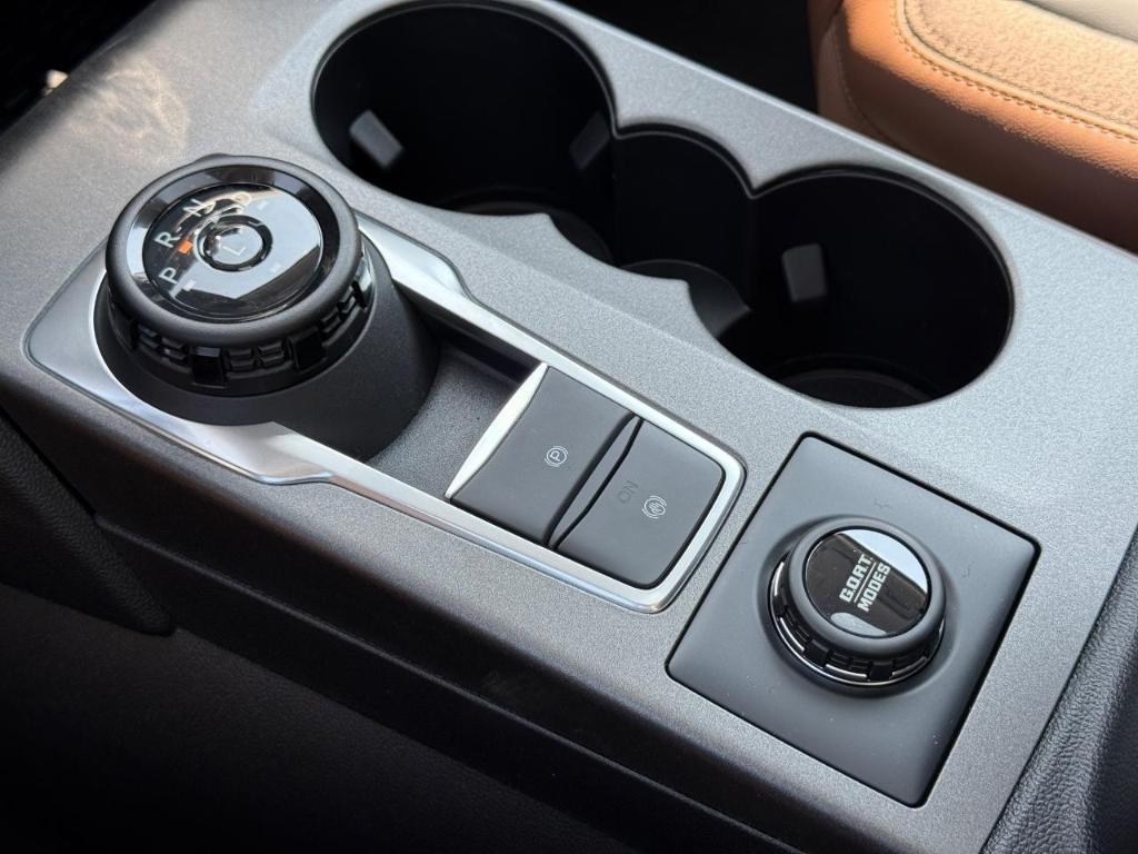 new 2025 Ford Bronco Sport car, priced at $34,096