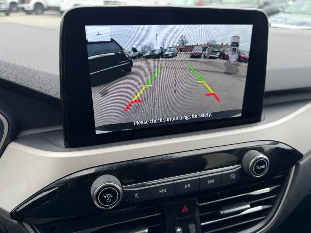 used 2022 Ford Escape car, priced at $14,900