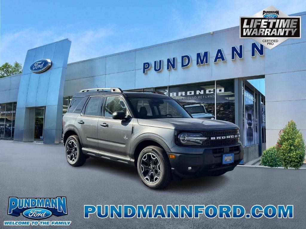 new 2025 Ford Bronco Sport car, priced at $32,900