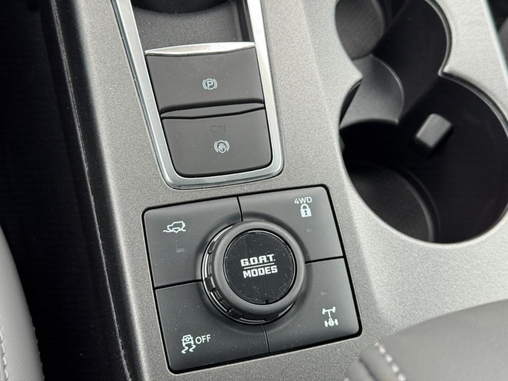 new 2025 Ford Bronco Sport car, priced at $39,505