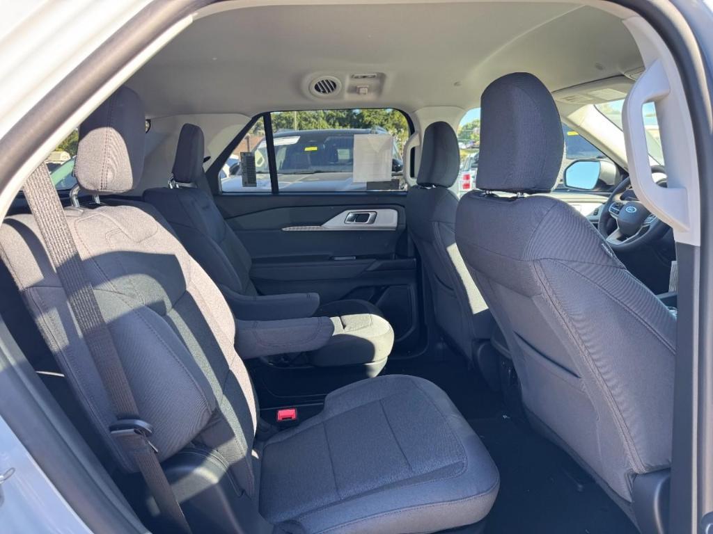 new 2026 Ford Explorer car, priced at $40,250