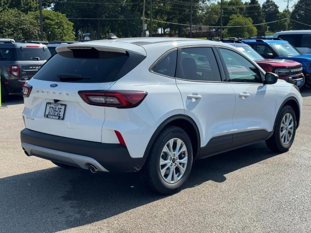 new 2025 Ford Escape car, priced at $24,100