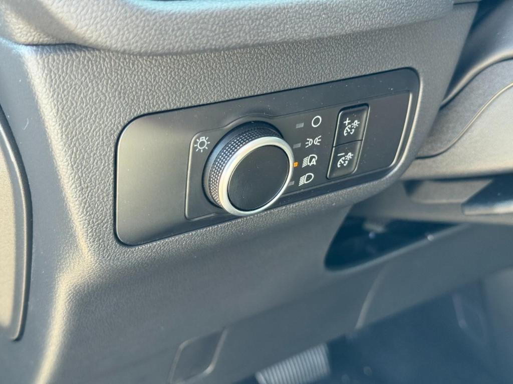 new 2025 Ford Escape car, priced at $24,100