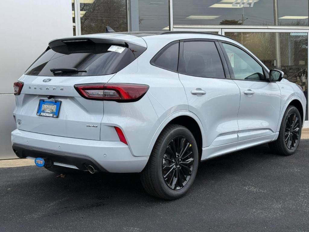 new 2026 Ford Escape car, priced at $43,085