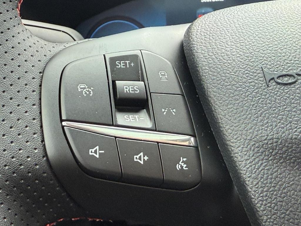 new 2026 Ford Escape car, priced at $43,085