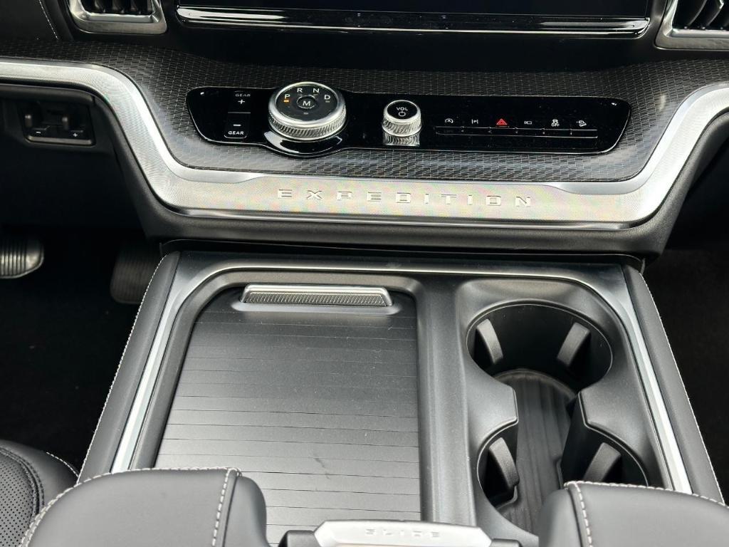 new 2026 Ford Expedition Max car, priced at $78,698