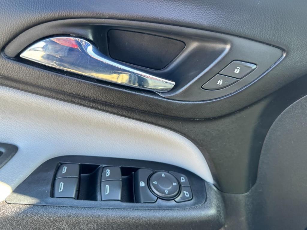 used 2018 Chevrolet Equinox car, priced at $9,990