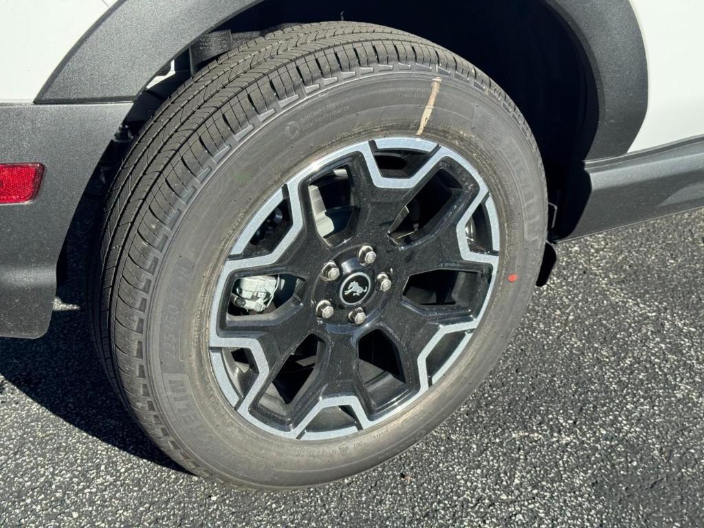 new 2025 Ford Bronco Sport car, priced at $33,248