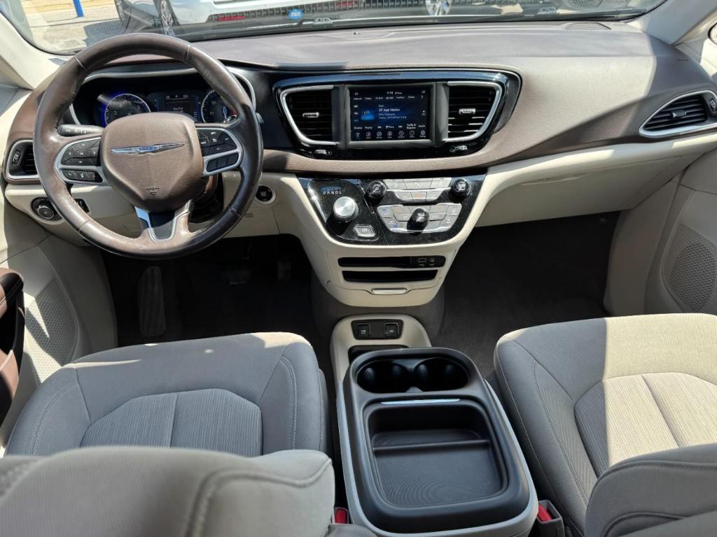 used 2020 Chrysler Pacifica car, priced at $20,877
