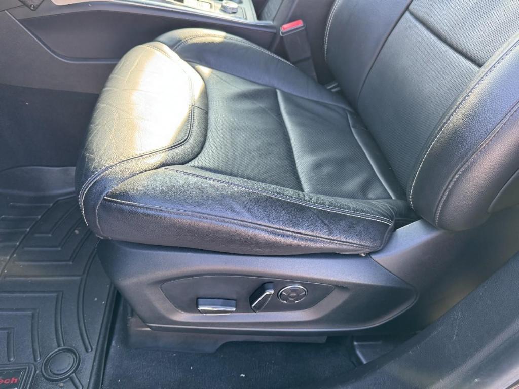 used 2020 Ford Explorer car, priced at $24,900