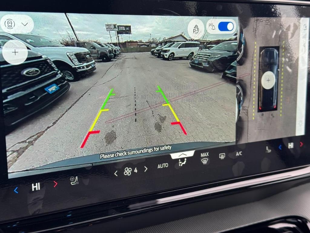 new 2025 Ford Expedition car, priced at $65,728