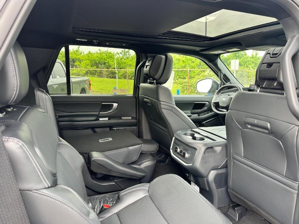 new 2026 Ford Expedition car, priced at $74,980
