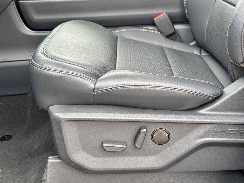new 2026 Ford Expedition car, priced at $74,980