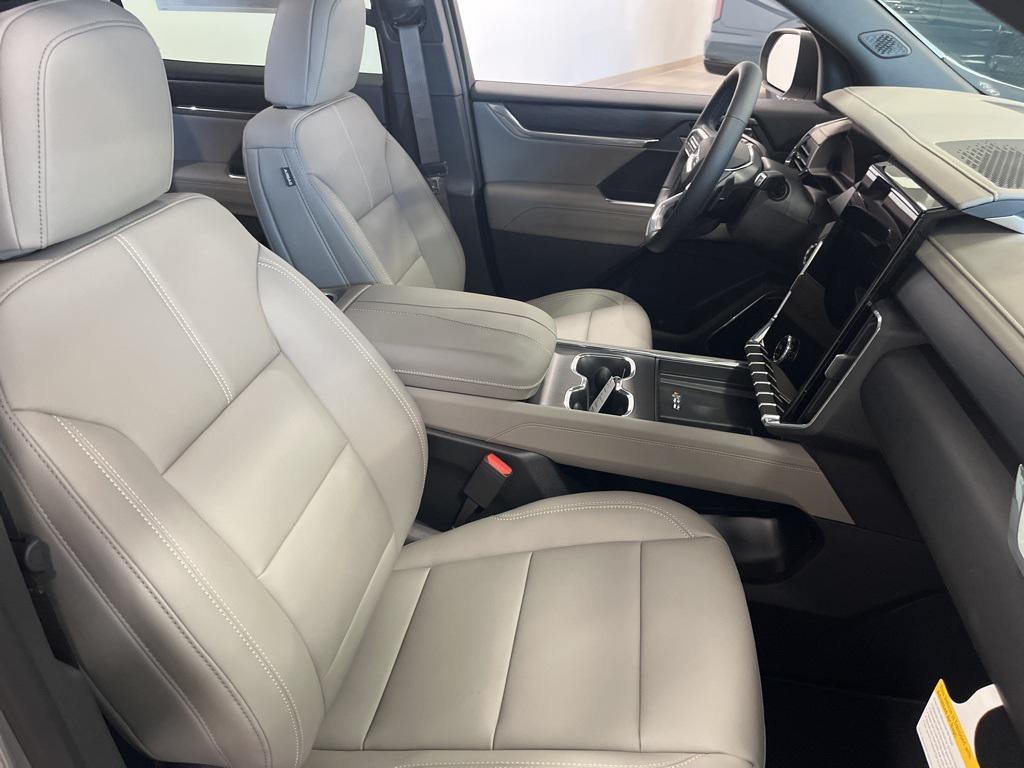 new 2026 GMC Acadia car, priced at $55,314