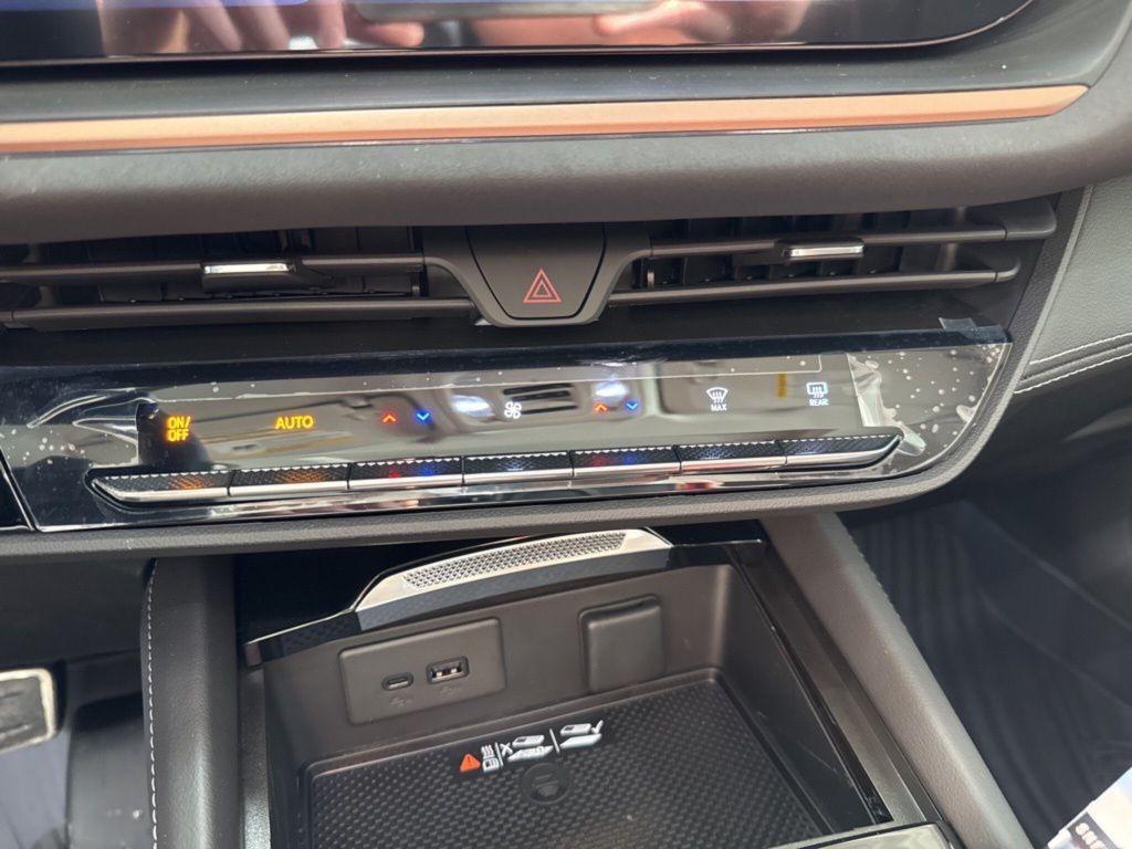 new 2026 Buick Envision car, priced at $48,600