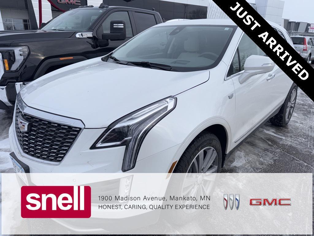 used 2022 Cadillac XT5 car, priced at $27,379