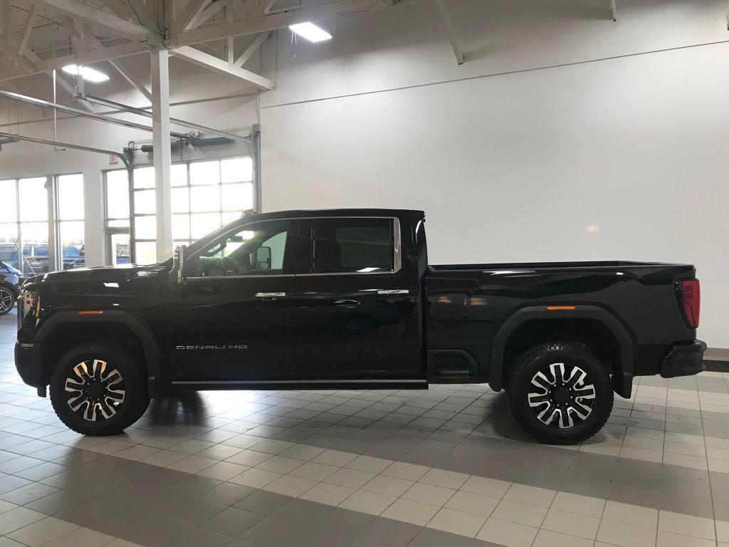 used 2025 GMC Sierra 3500 car, priced at $78,913