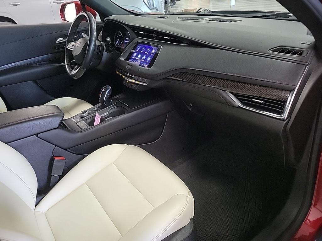 used 2019 Cadillac XT4 car, priced at $23,905