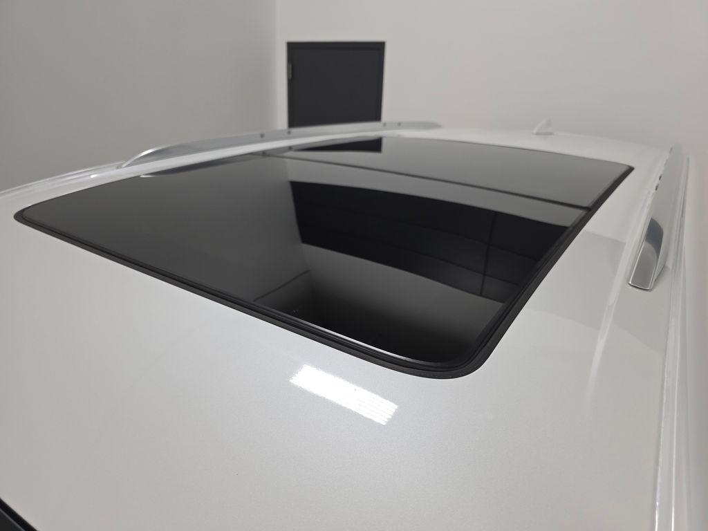 used 2023 Cadillac XT6 car, priced at $37,019