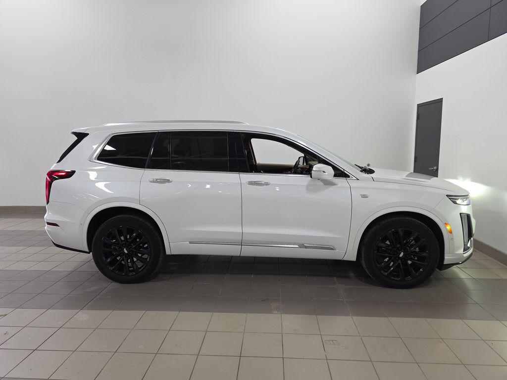 used 2023 Cadillac XT6 car, priced at $37,019