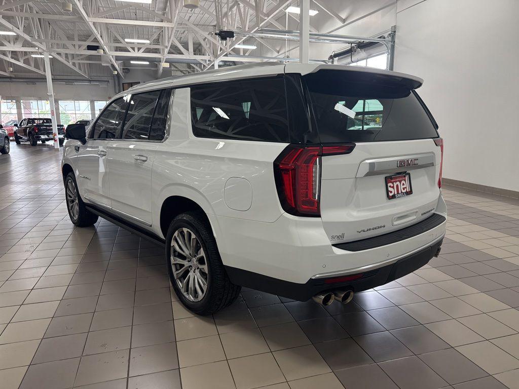 used 2021 GMC Yukon XL car, priced at $49,276