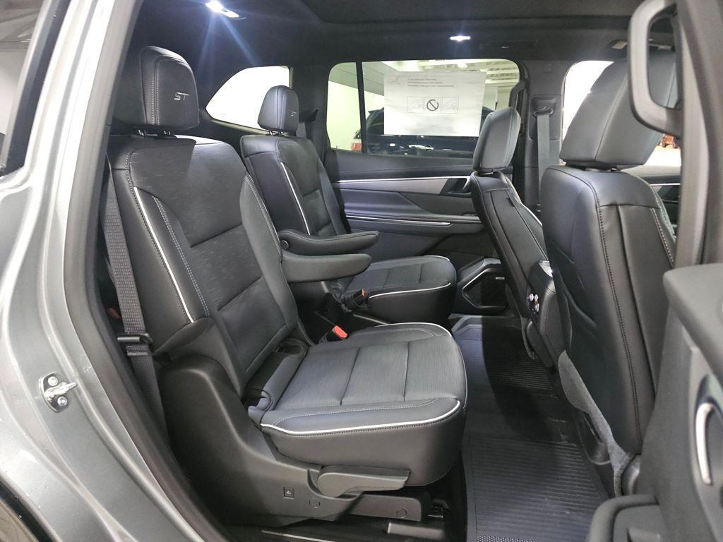 new 2026 Buick Enclave car, priced at $50,763