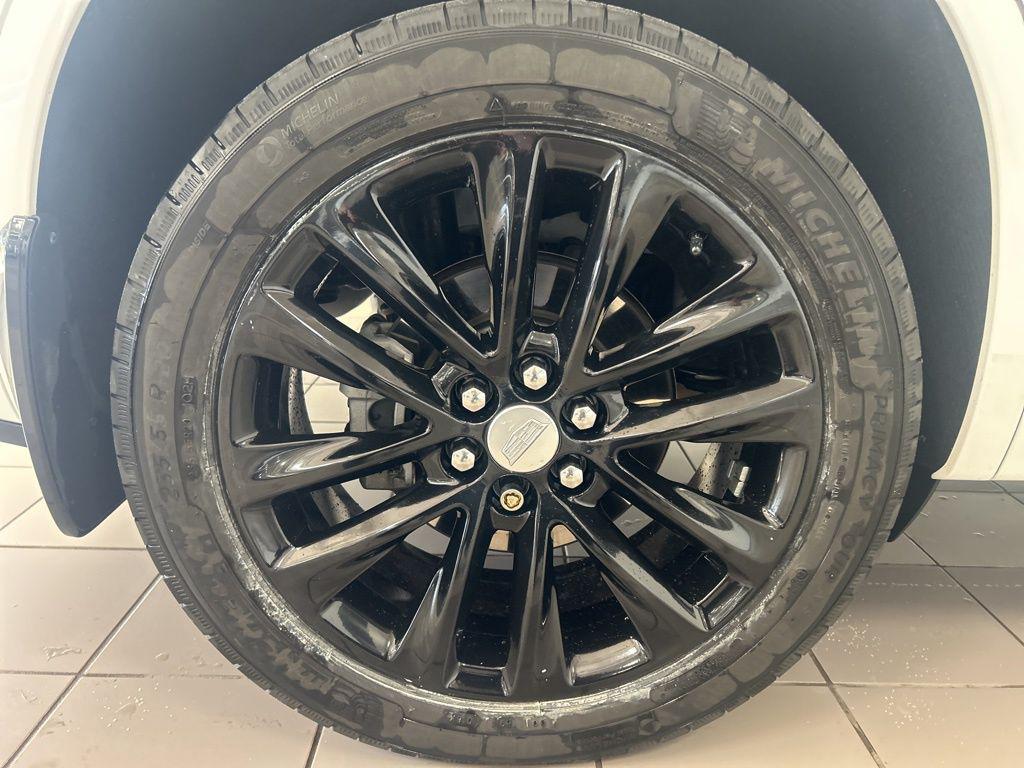 used 2023 Cadillac XT6 car, priced at $37,589