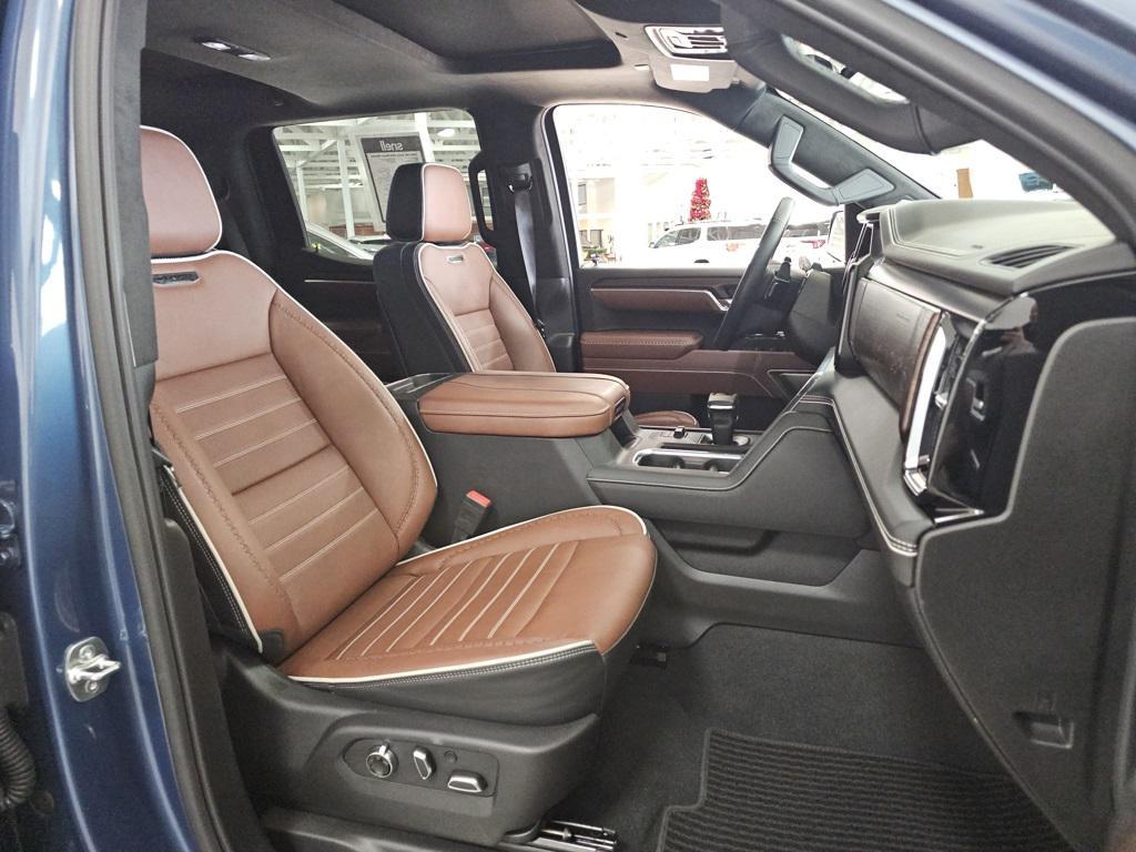 used 2025 GMC Sierra 1500 car, priced at $71,284