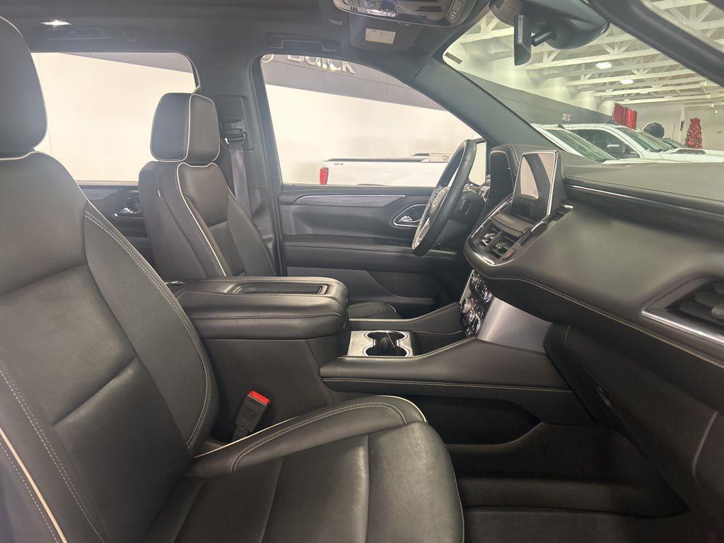 used 2023 GMC Yukon XL car, priced at $48,161