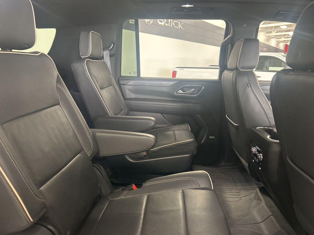 used 2023 GMC Yukon XL car, priced at $48,161