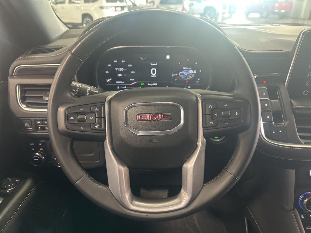 used 2023 GMC Yukon XL car, priced at $48,161