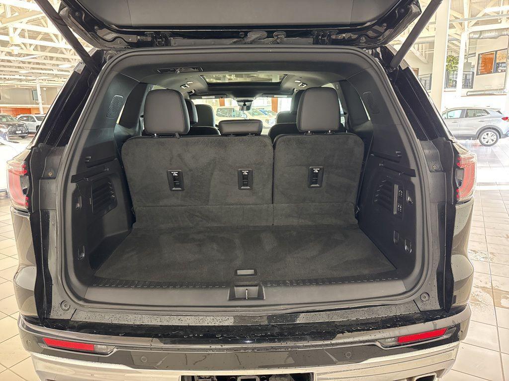 used 2024 GMC Acadia car, priced at $46,790