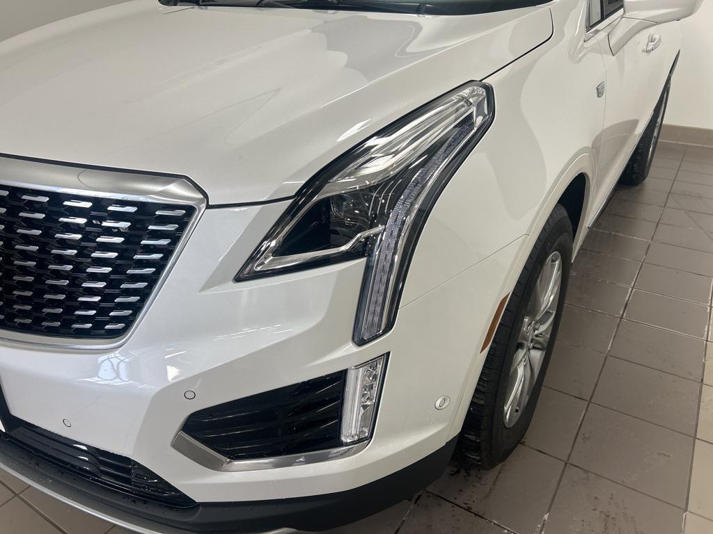 used 2023 Cadillac XT5 car, priced at $36,919