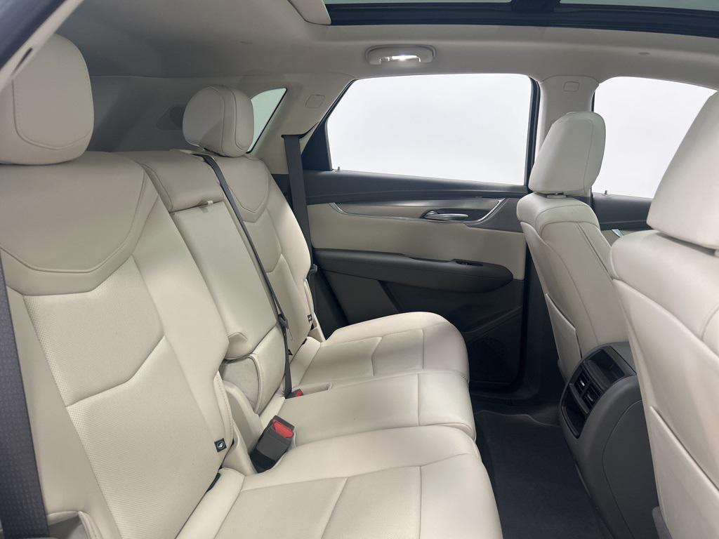used 2023 Cadillac XT5 car, priced at $36,919