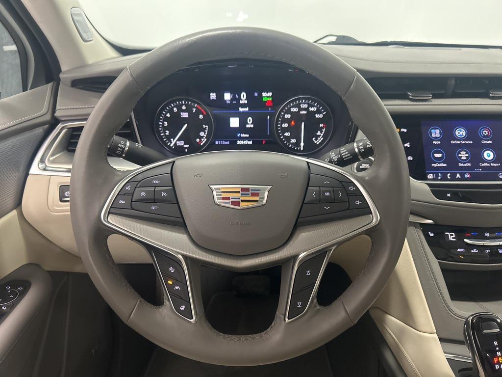 used 2023 Cadillac XT5 car, priced at $36,919