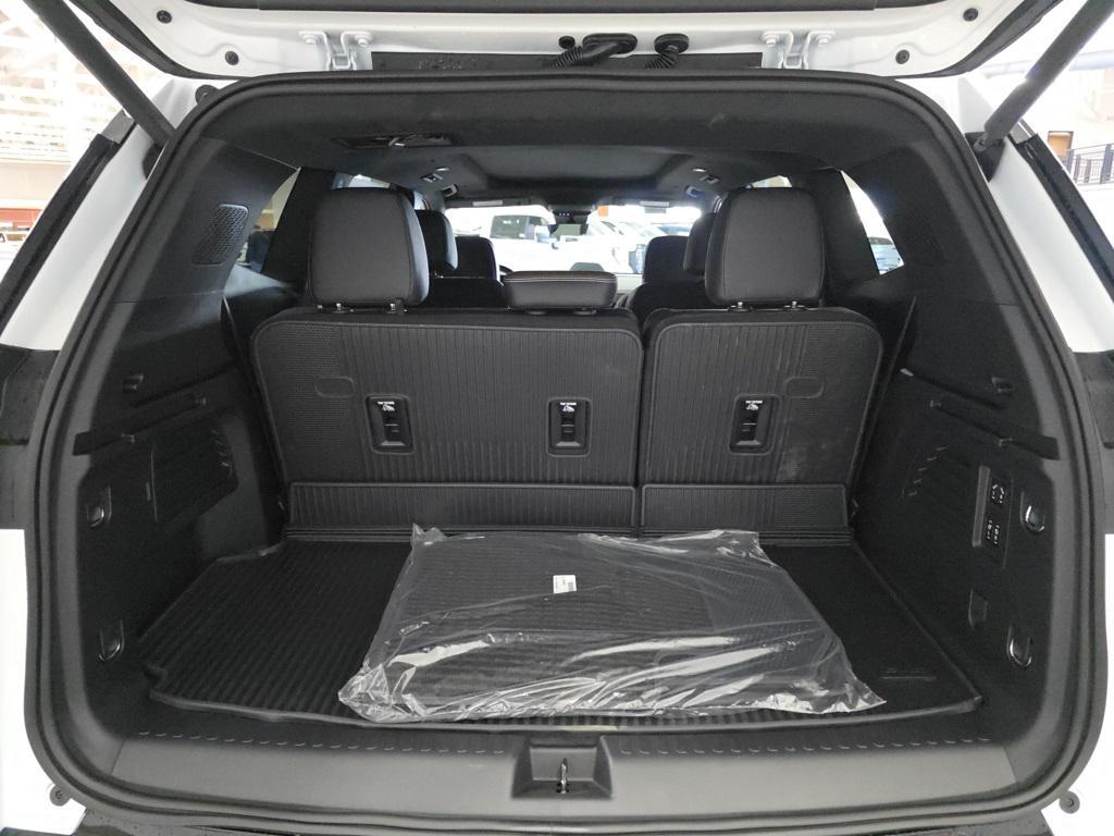 new 2026 GMC Acadia car, priced at $68,040