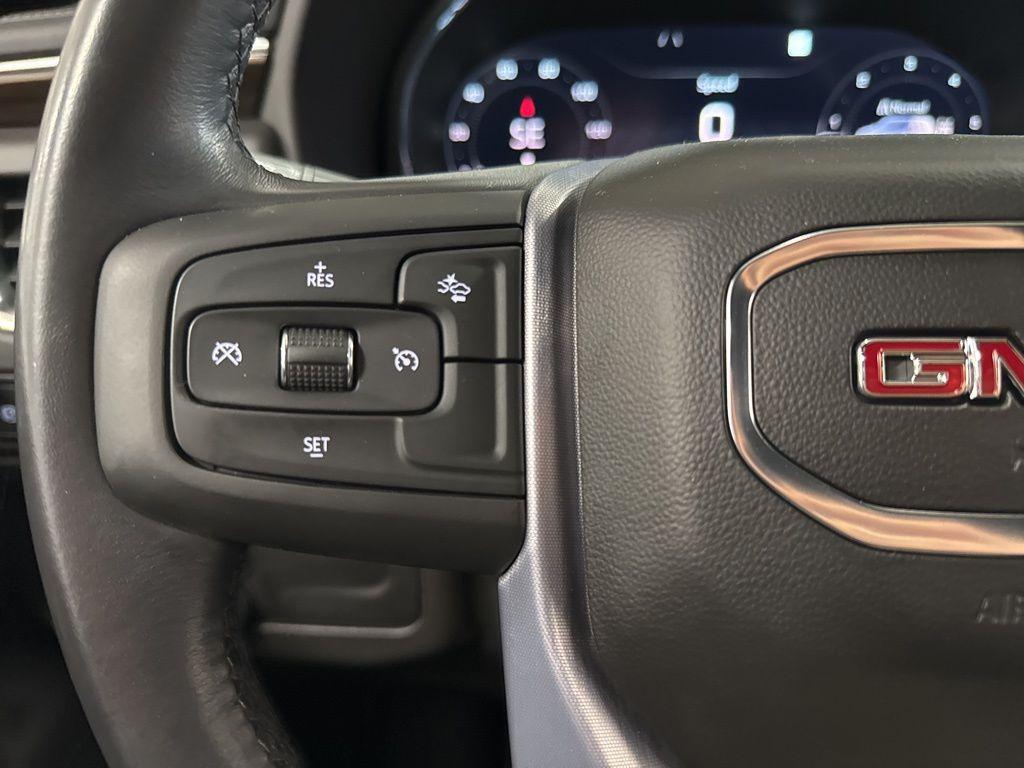 used 2023 GMC Yukon XL car, priced at $48,506
