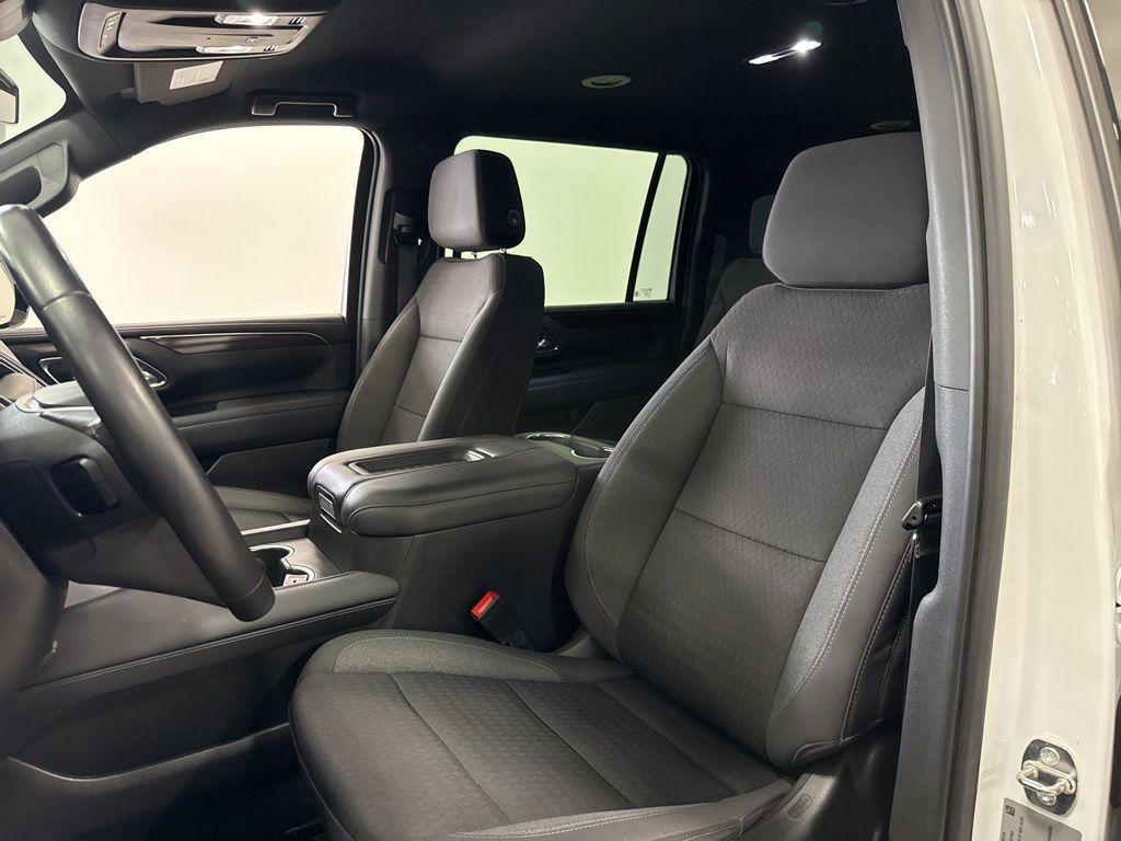 used 2023 GMC Yukon XL car, priced at $48,506