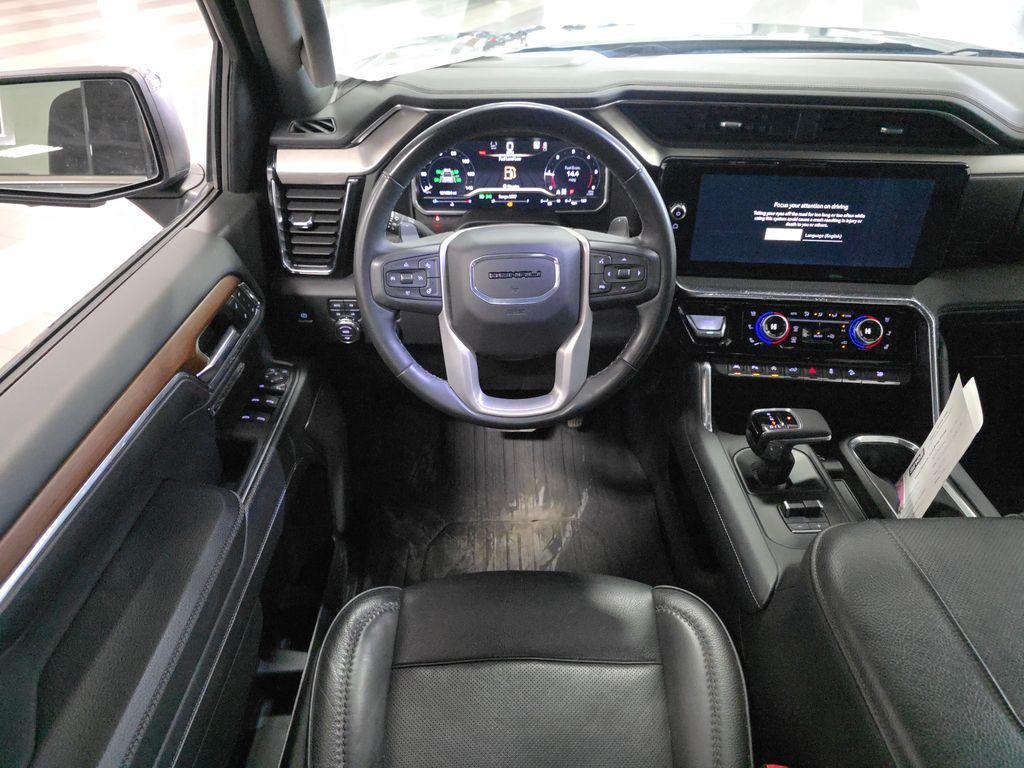 used 2023 GMC Sierra 1500 car, priced at $43,944