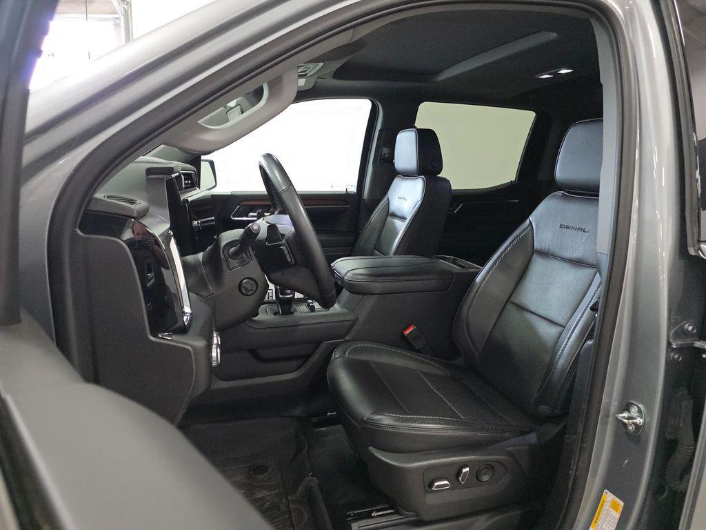 used 2023 GMC Sierra 1500 car, priced at $43,944