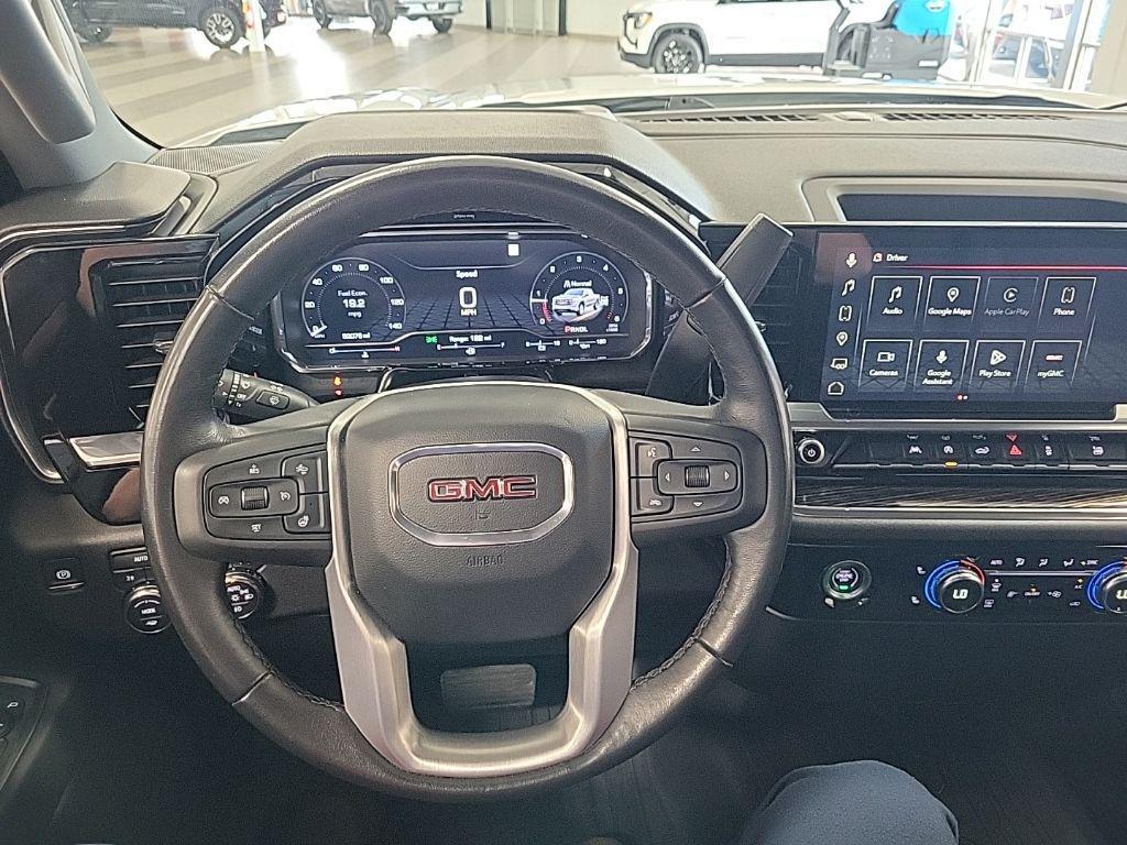 used 2022 GMC Sierra 1500 car, priced at $37,202
