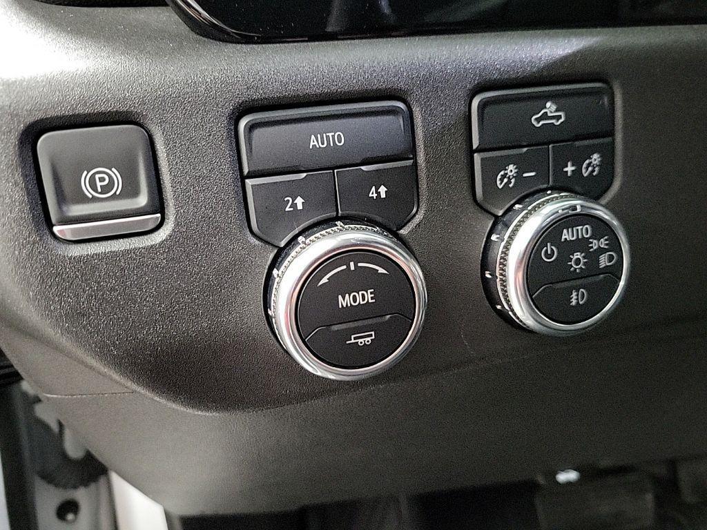 used 2022 GMC Sierra 1500 car, priced at $37,202